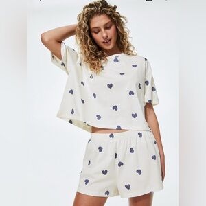 H&M Cotton PAJAMA T-SHIRT AND SHORTS White/ blue, Patterned, Hearts size M